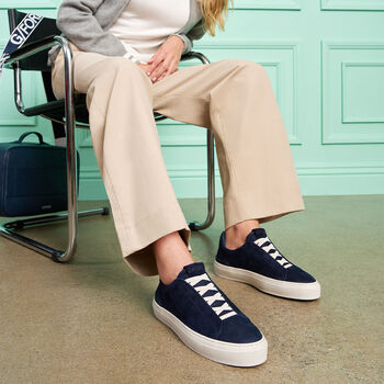 WOMEN'S ENDEAVOUR SLIP ON LEATHER SNEAKER - Alternate Image 1